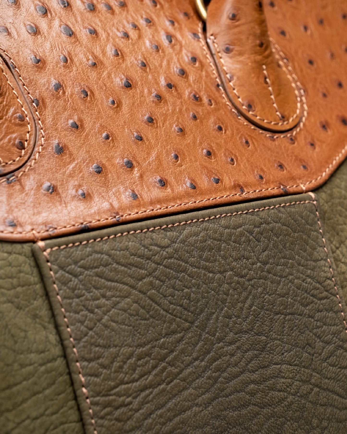 Bolso Capi en piel Verde Nobuck