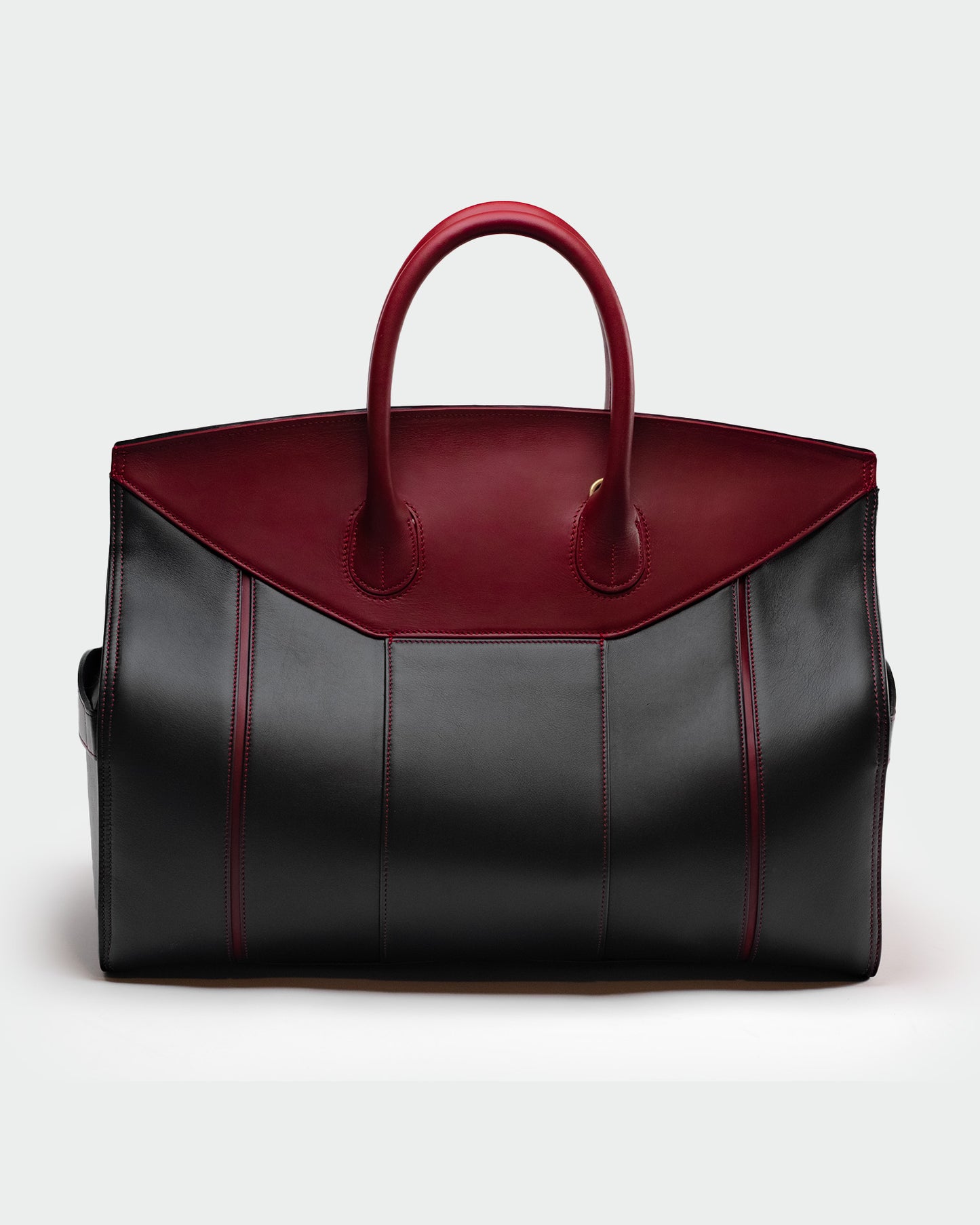 Exclusivo: Bolso Capi Moriarty. Piel Negra & Granate